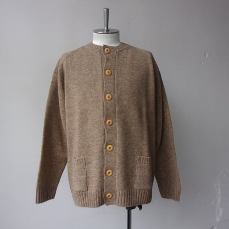 Charpentier de Vaisseau  Crew Neck Knit Cardigan | シャルパンティエドゥヴェッソ シェットランドウール カーディガン