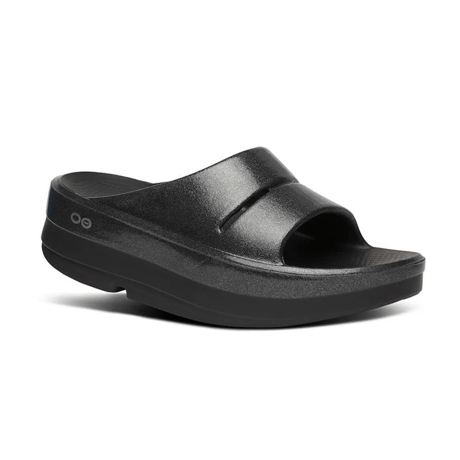 OOFOS (ウーフォス) OOmega OOahh Luxe - Black Sparkle ｰ ウーフォス ウーメガ ウーアー ラックス 厚底リカバリーサンダル