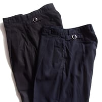 FARAH Two Tuck Side Adjustable Pants / FR401-M4004 / ファーラー 2タック サイド アジャスタブルパンツ -強撚コットン