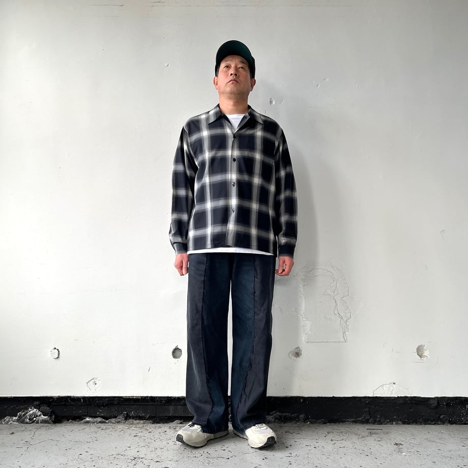 5f448c337df28126a36dbaec