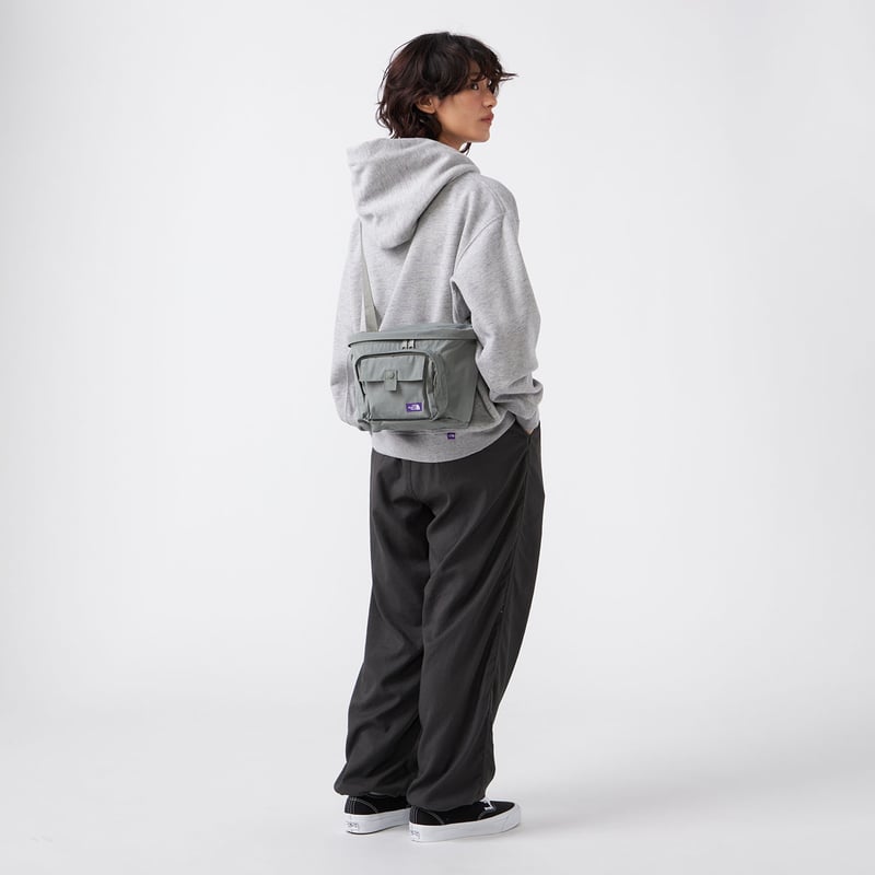 THE NORTH FACE Purple Label Mountain Wind Shoul