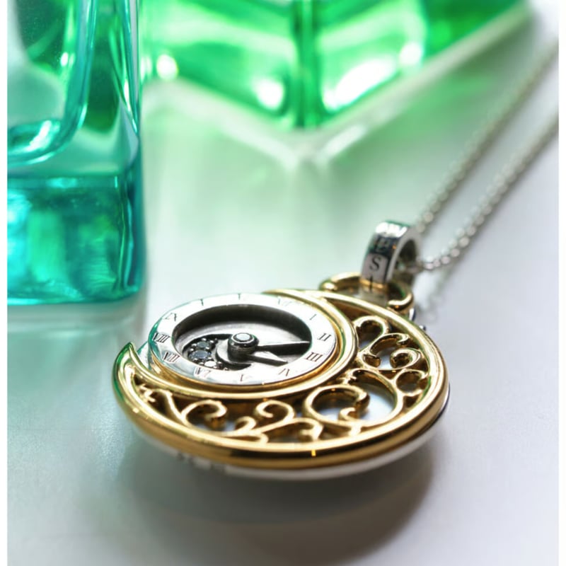 Moonbow Amulet | Dearest CROWN