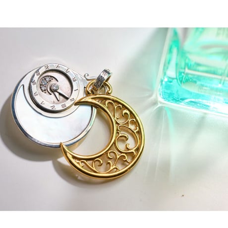 Moonbow Amulet