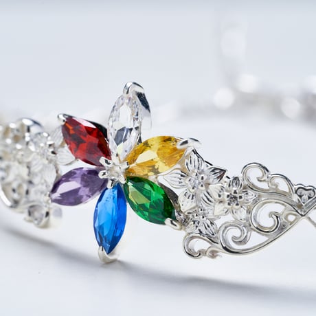 a vivid flower【White】