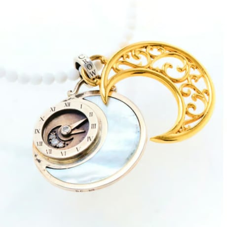Moonbow Amulet