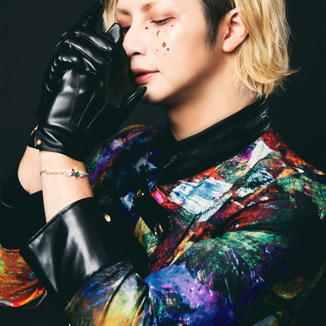 a vivid flower【White】