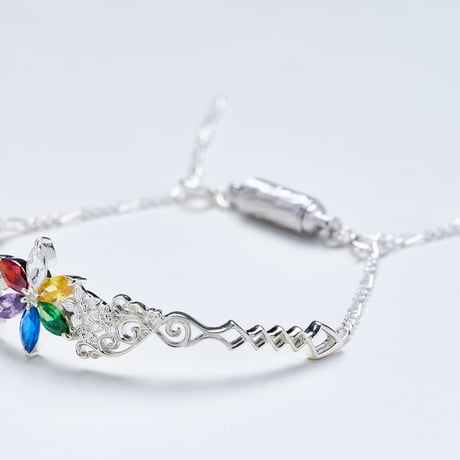 a vivid flower【White】