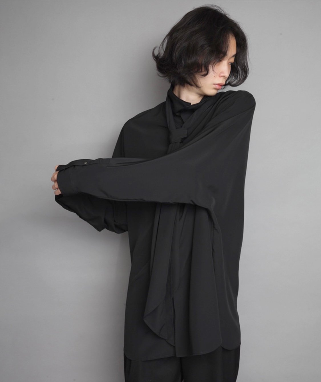 Crepe de Chine SCARF SHIRTS/BLACK | ato AOYAMA