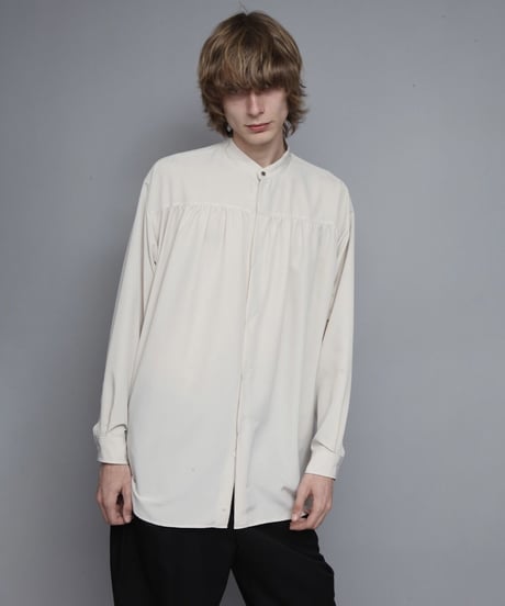 BAND COLLAR GATHERED SHIRT/IVORY