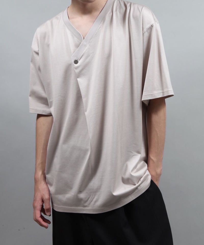 DRAPE V-NECK T-SHIRT/BEIGE | ato AOYAMA DRAPE V-NECK T-SHIRT/BEIGE | ato AOYAMA
