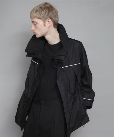 NYLON MOUNTAIN PARKA/BLACK