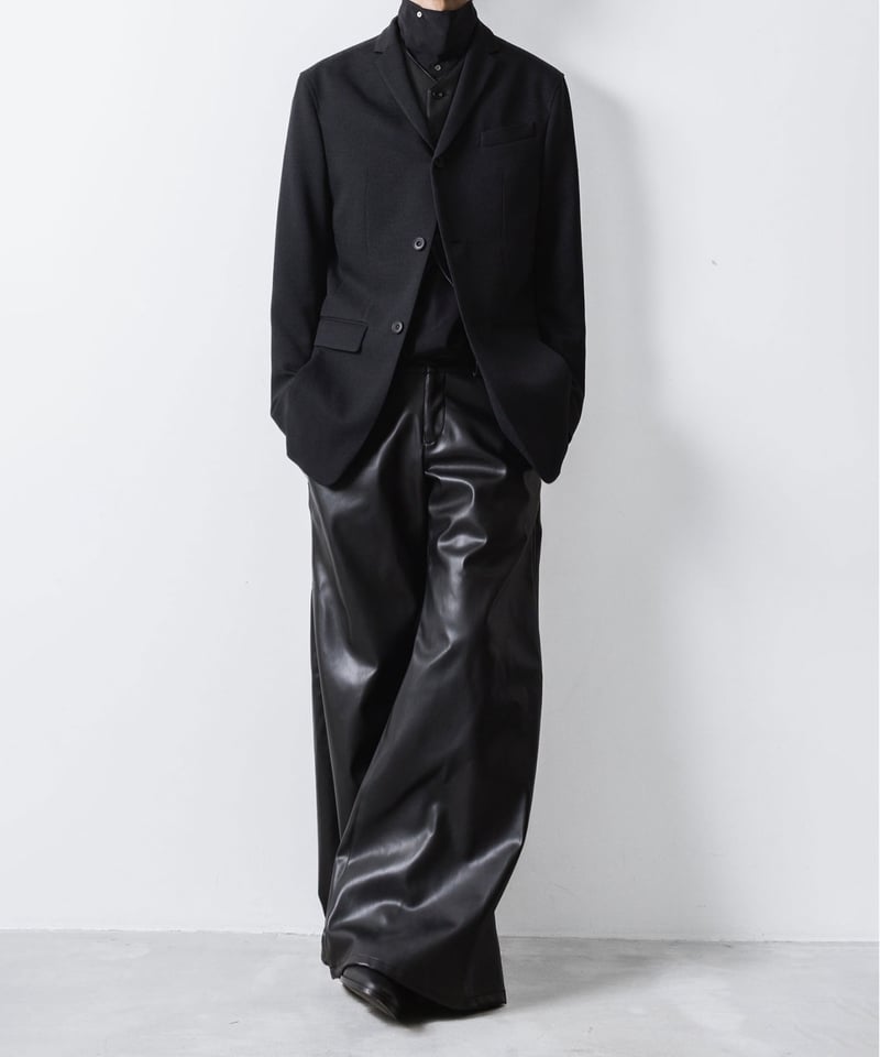 SYNTHETIC LEATHER WIDE FLAIR PANTS/BLACK | ato