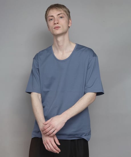 COTTON U-NECK T/BLUE