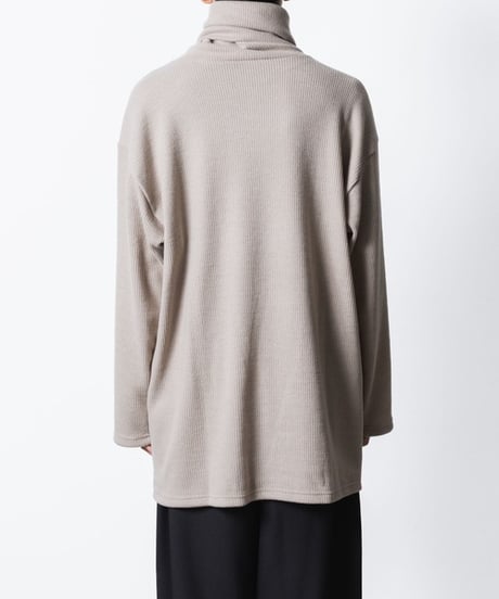 JACKAL RIB OVERSIZED TURTLE-NECK/G.BEIGE