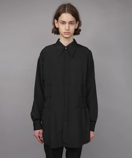 OVERSIZED SHIRRING SHIRTS/BLACK