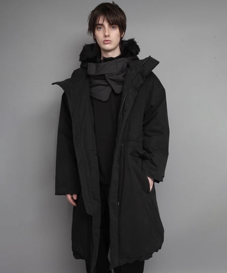 THINSULATE PADDED COAT/BLACK