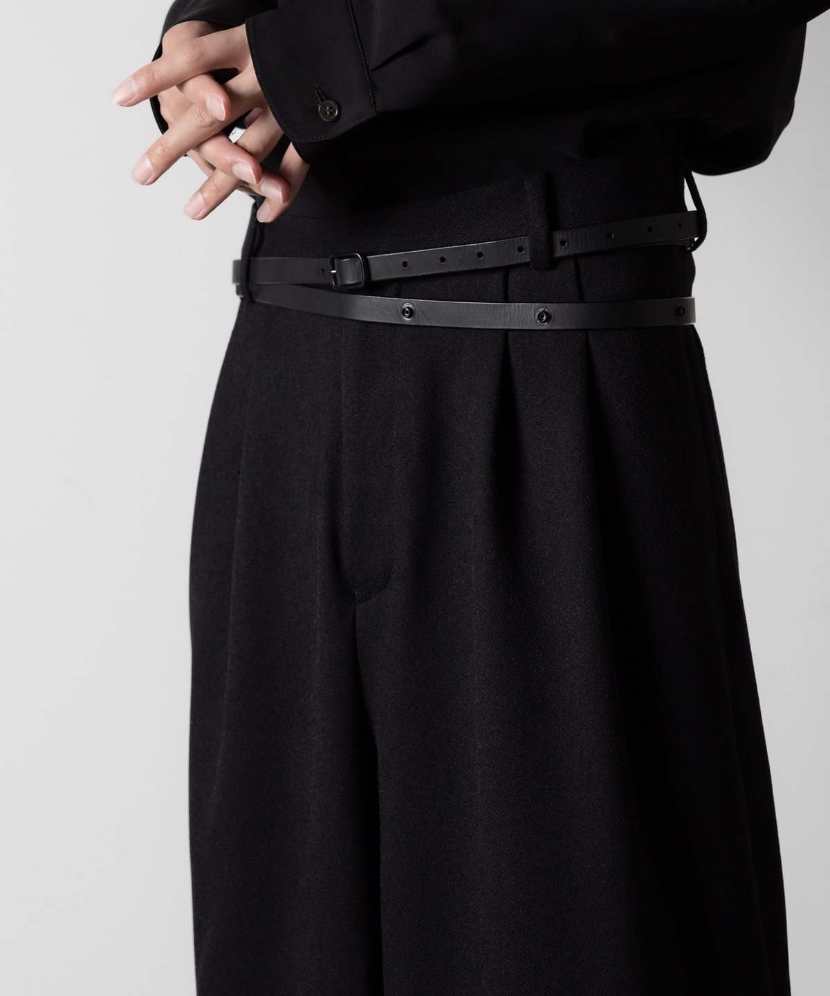 W double belt ベルト 即完 COWHIDE DOUBLE BELT/BLACK | ato AOYAMA