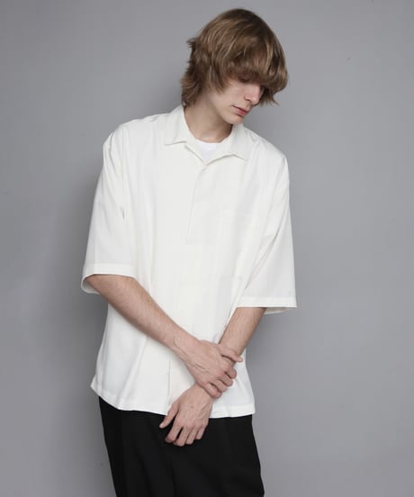 OPEN COLLAR SHIRTS WITH PLEATS/O.WHITE