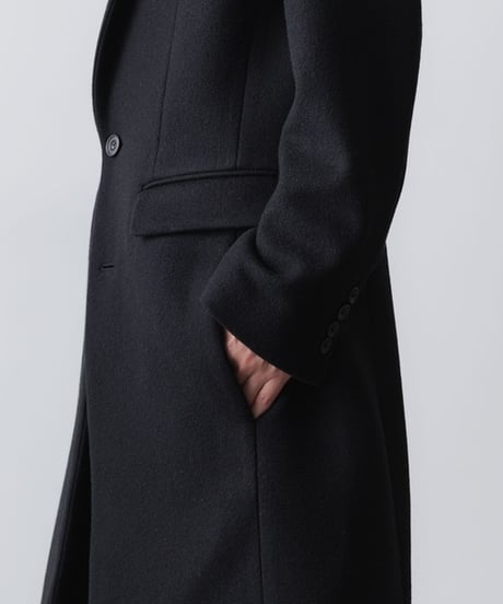 NEW ENGLAND LAMB CHESTERFIELD COAT/BLACK