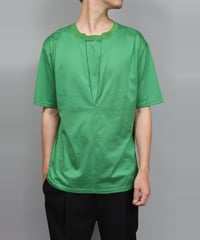 BOX PLEATS T-SHIR/GREEN