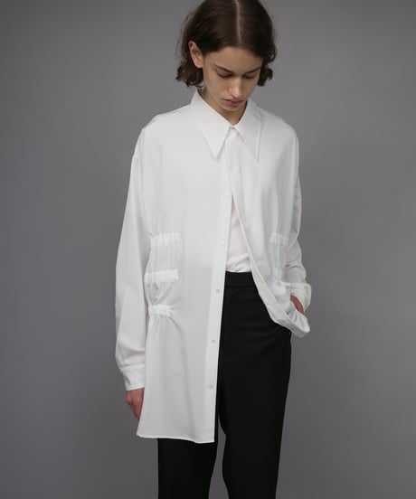 OVERSIZED SHIRRING SHIRTS/WHITE