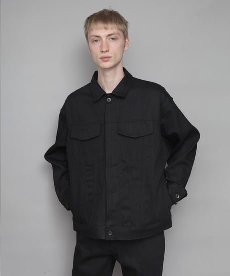OVERSIZED DENIM JACKET/BLACK