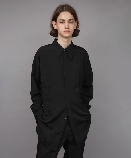 OVERSIZED SHIRRING SHIRTS/BLACK