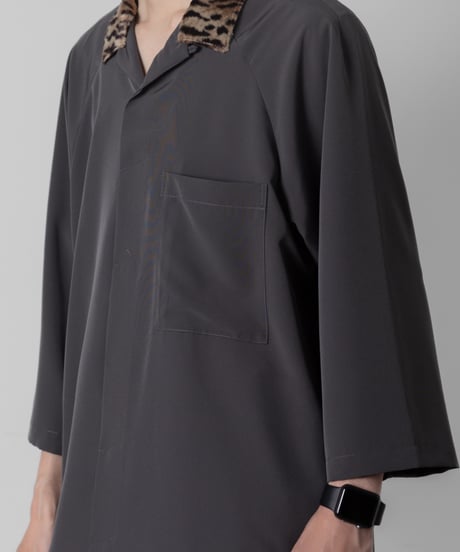 leopard print collar shirts/GRAY