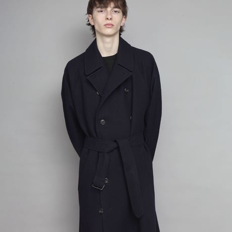DOUBLE BREASTED BELTED COAT/NAVY