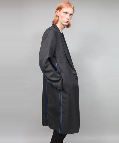 CONCEAL ZIP COAT/DARK GRAY