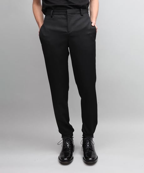 WOOL TWILL TAPERED PANTS/BLACK