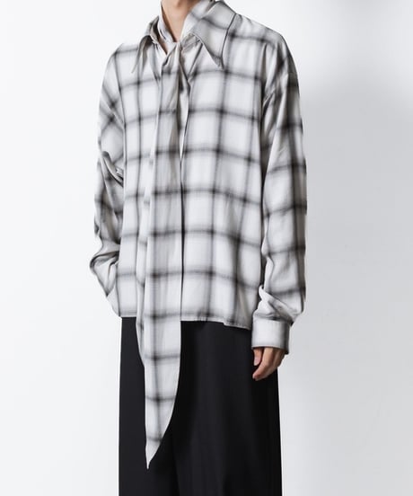 OMBRE-CHECK SHORT SCARF SHIRTS/WHITE