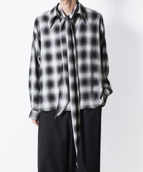 OMBRE-CHECK SHORT SCARF SHIRTS/BLACK