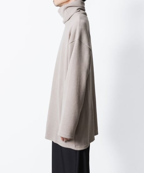 JACKAL RIB OVERSIZED TURTLE-NECK/G.BEIGE