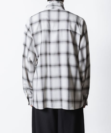OMBRE-CHECK SHORT SCARF SHIRTS/WHITE