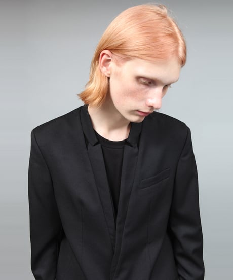 HOLLOW COLLAR JACKET/BLACK