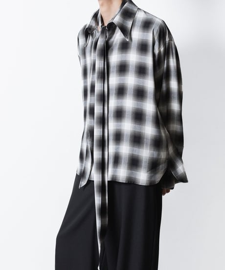 OMBRE-CHECK SHORT SCARF SHIRTS/BLACK