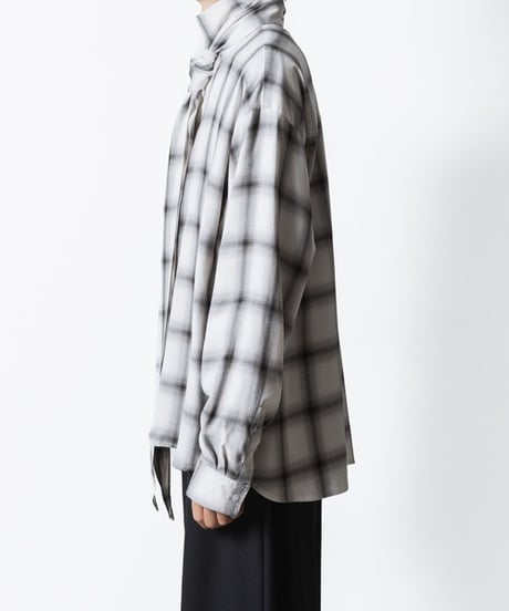 OMBRE-CHECK SHORT SCARF SHIRTS/WHITE
