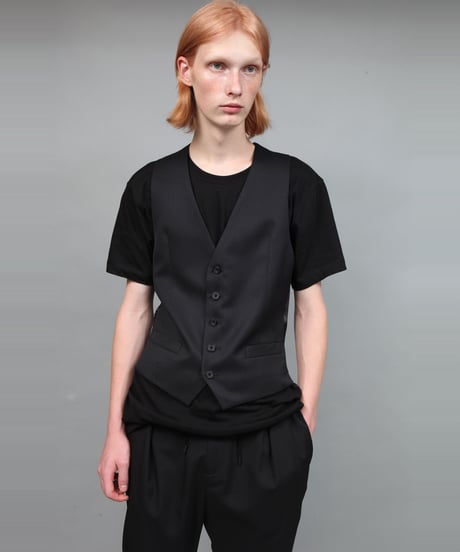 WOOL GABARDINE VEST/BLACK