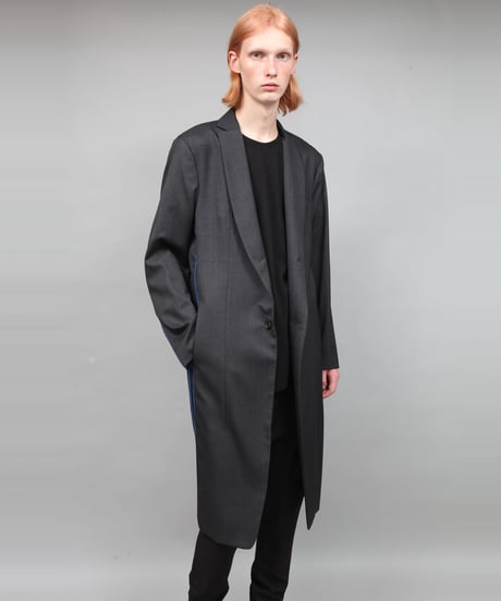 CONCEAL ZIP COAT/BLACK
