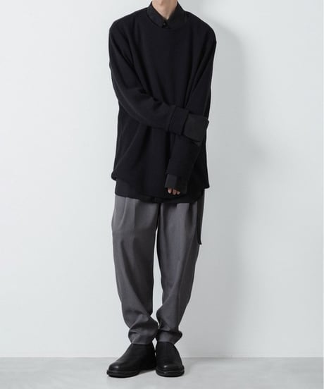 RECYCLE POLYESTER 2-TUCK TAPERED PANTS/GRAY