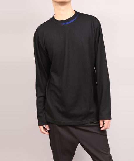 NECK SLIT T-SHIRT/BLACK