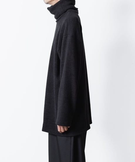 JACKAL RIB OVERSIZED TURTLE-NECK/BLACK