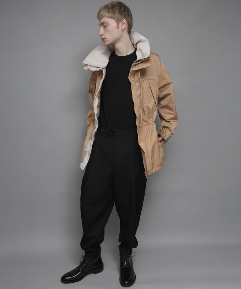 ジャケット・アウター &FUN Sculptured Muntain Parka stodja 2 &FUN Sculptured Muntain Parka stodja 2