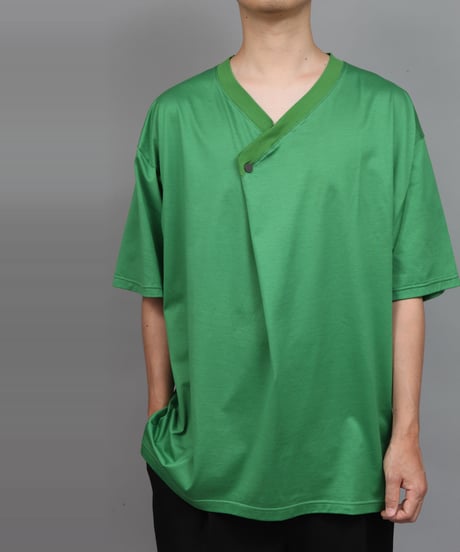 DRAPE V-NECK T-SHIRT/GREEN