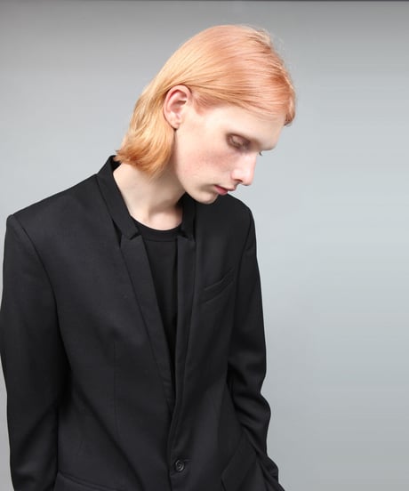HOLLOW COLLAR JACKET/BLACK