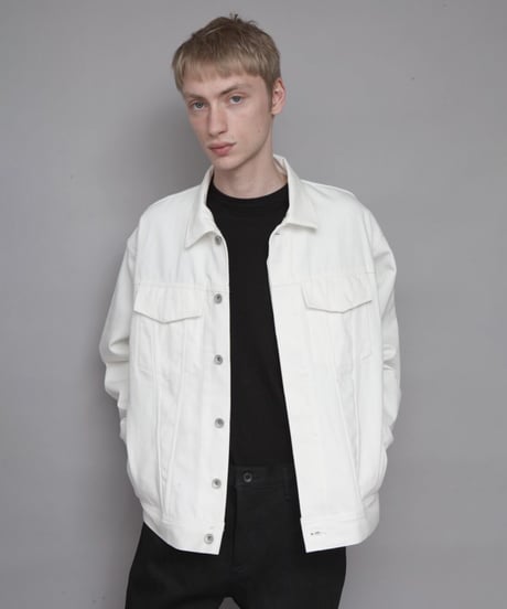 OVERSIZED DENIM JACKET/WHITE