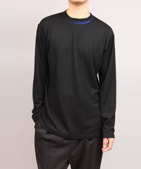 NECK SLIT T-SHIRT/BLACK