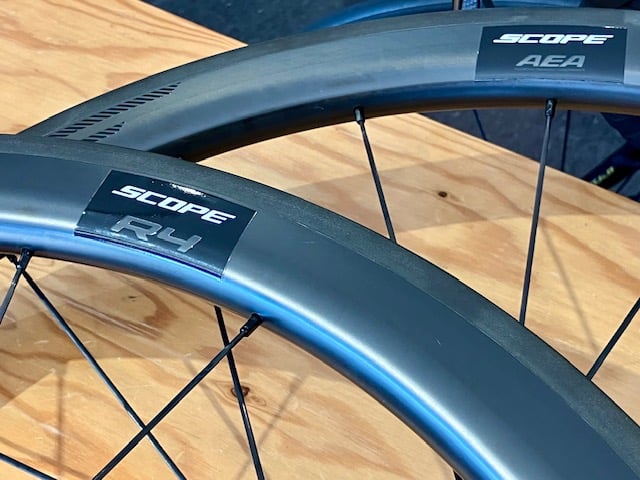 SCOPE R4 リムブレーキ用（チューブレスOK）シマノボディ | ピオニエーレ