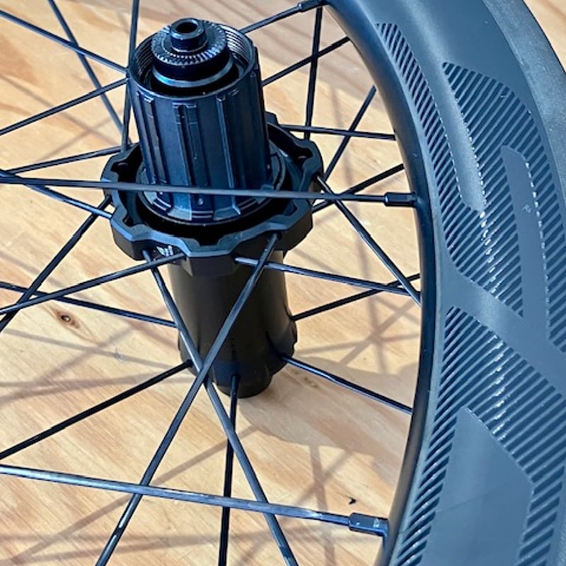 SCOPE R4 リムブレーキ用（チューブレスOK）シマノボディ | ピオニエーレ